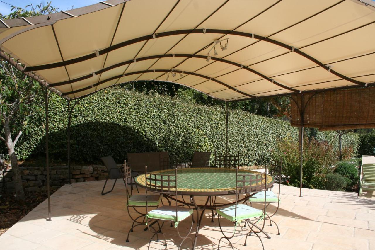 Le Mas Des Tarentes Trans-en-Provence Exterior foto